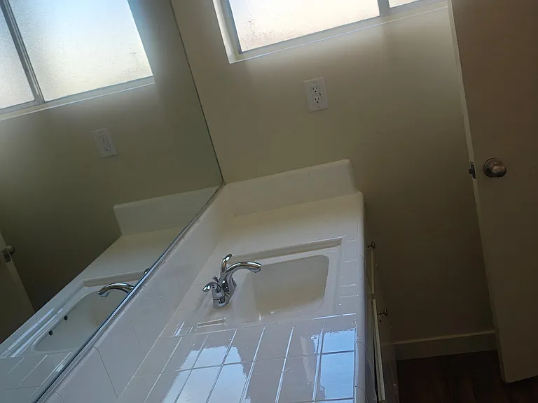 21006 Reynolds Dr #7 — Photo 19