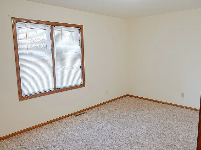 2945 Cimarron Trl — Photo 12