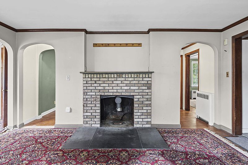 4th image of 111 Michigan Avenue