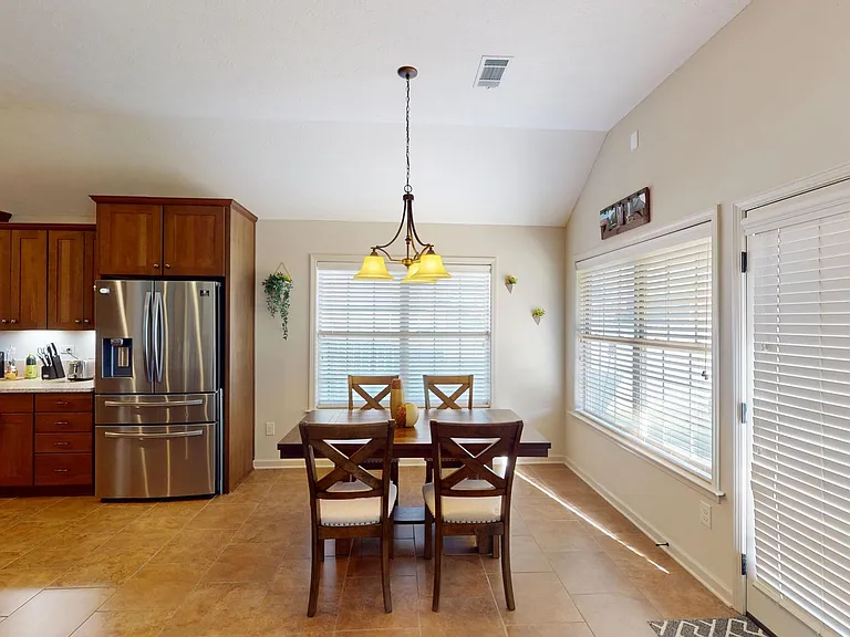 10533 Duncannon Trl — Photo 14