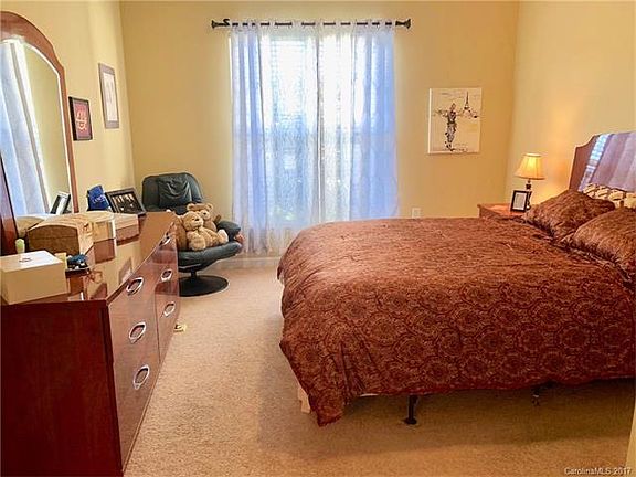 5th image of 319 Westbend Dr