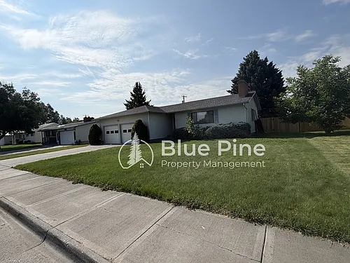 1654 Garfield St Photo 1