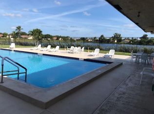 3004 Waterview Cir, Palm Springs, FL 33461
