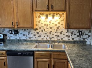 8318-8324 Woodgrove Ct, Dayton, OH 45458