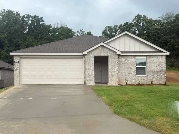 155 Bighorn Trl, Maumelle, AR 72113