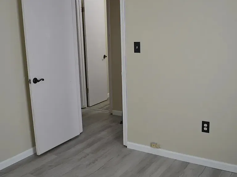 324 Ray Ave — Photo 22