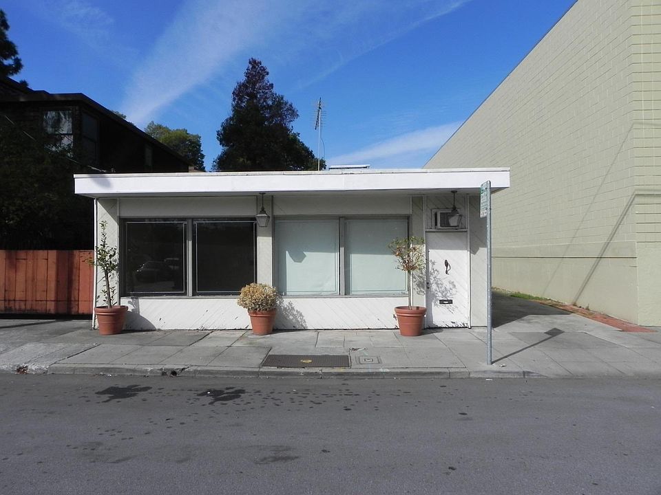 1st image of 542-546 Oxford Ave