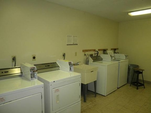 2nd image of 280 Roger Williams Ave APT 34
