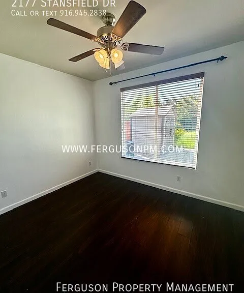 2177 Stansfield Dr — Photo 9