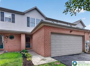 2886 Sequoia Dr, Macungie, PA 18062