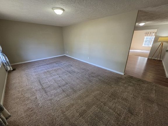 2nd image of 620 Pear St