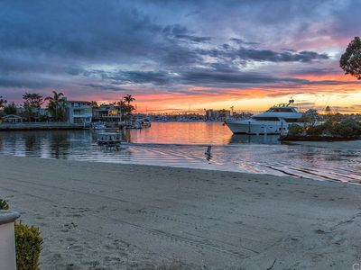 3 Beacon Bay, Newport Beach, CA, 92660