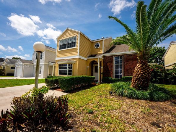12840 SW 146th Ln, Miami, FL 33186