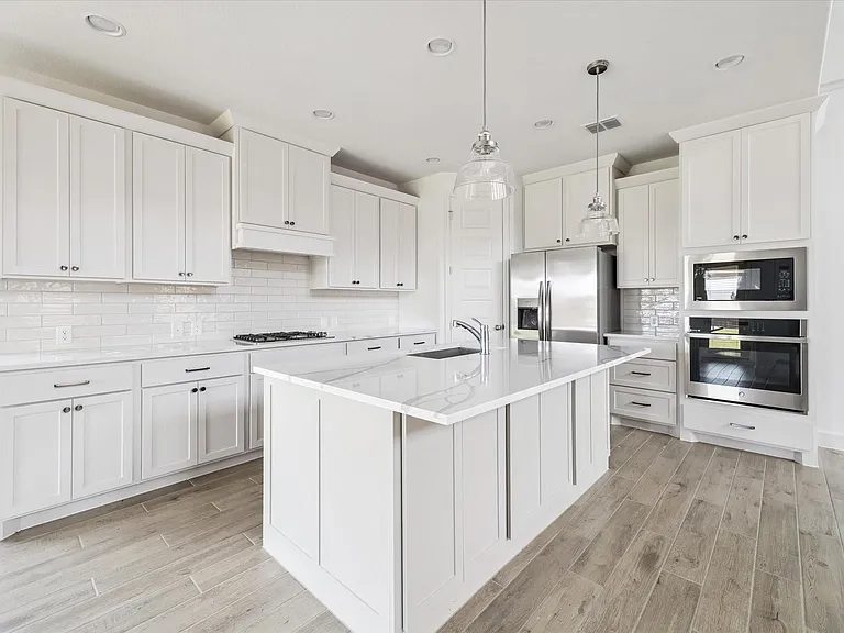 21315 Manatee Rock Ln — Photo 12