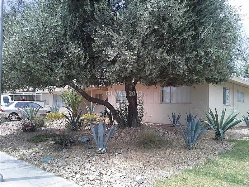 2nd image of 3208 W Washington Ave