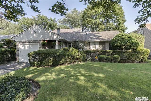 1st image of 21 Dolores Dr