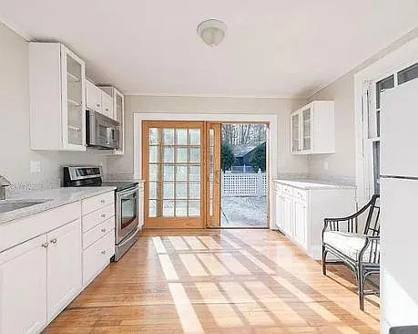 81 Woodchester Dr #1 — Photo 5