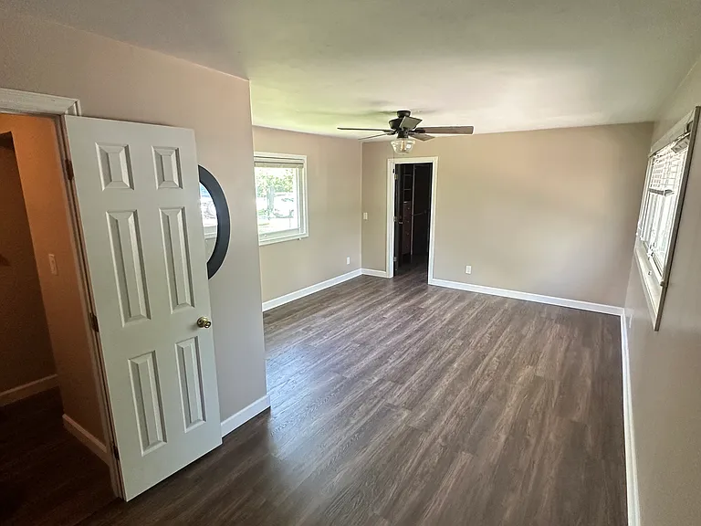 7507 Kimberly Dr — Photo 7
