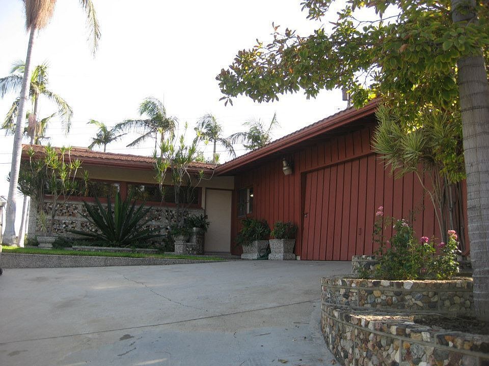 1st image of 1520 Lunar Dr