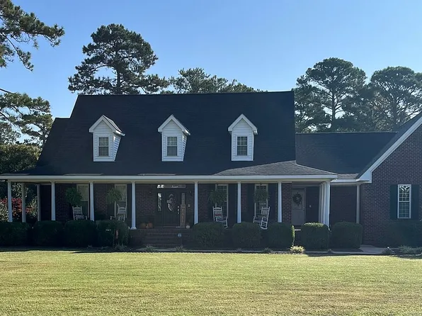 620 Deer Acres Dr, Goldsboro, NC 27530