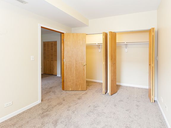 Great Closet Space
