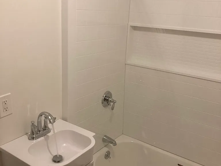 16 Poplar St — Photo 21
