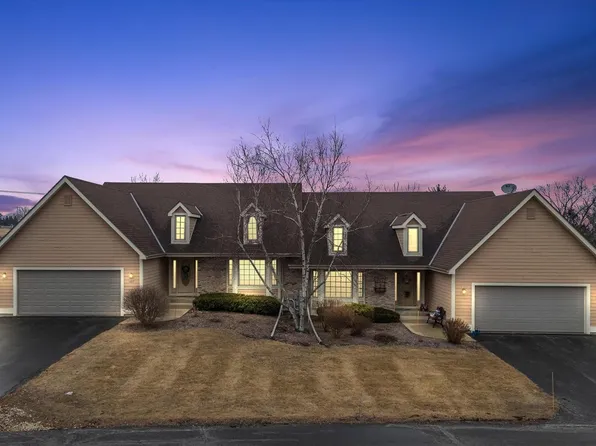 2084 Upper Ridge ROAD, Port Washington, WI 53074