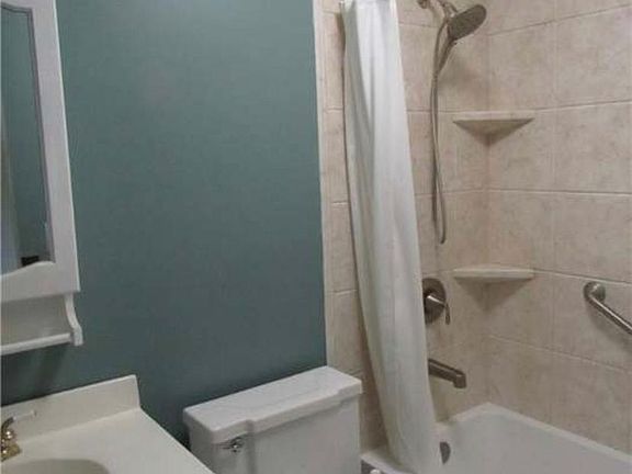 5th image of 2112 Hunter Ave