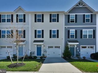 24 L Wendowski St, Beverly, NJ
