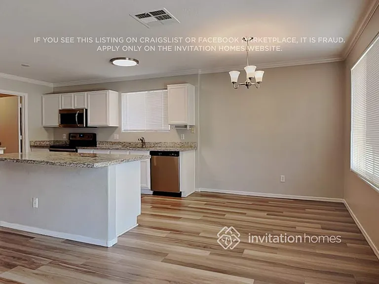 6862 W Townley Ave — Photo 7