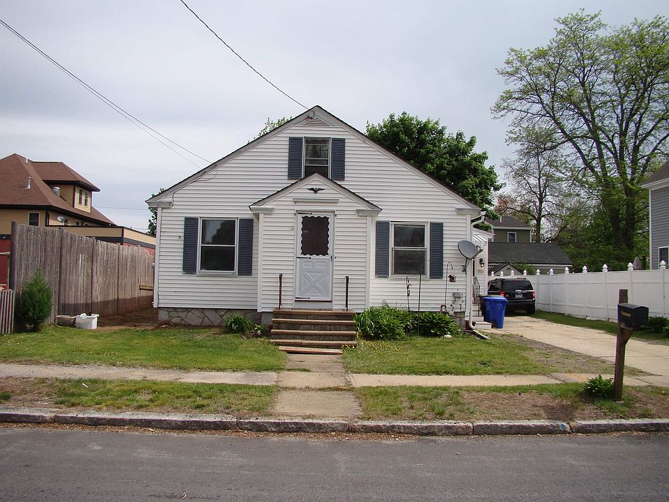 1st image of 145 McQuesten St