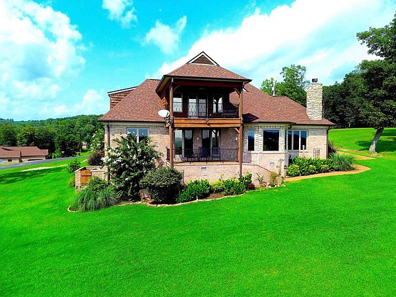 2nd image of 30 Riverbend Cv