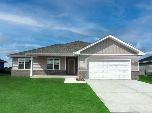 1827 Condor Dr, Manteno, IL 60950
