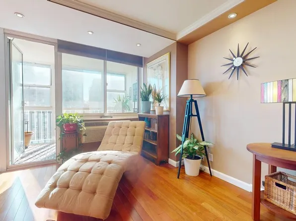 118-17 Union Turnpike image 8 of 49