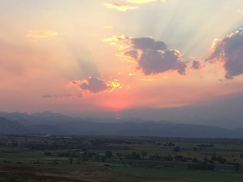 Majestic sunsets and rises