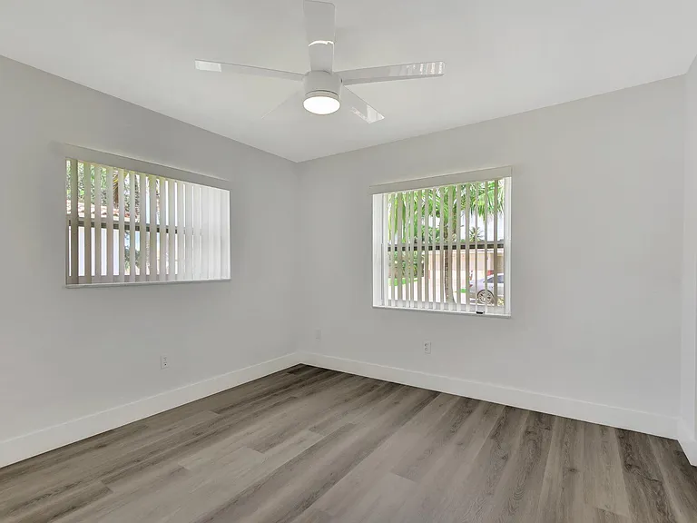 10920 Gable St — Photo 10