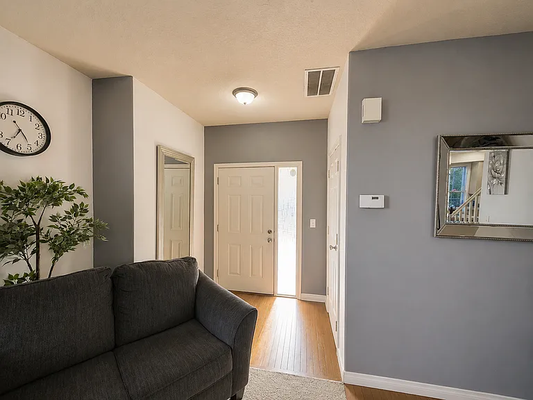 2228 SE Decade Ct — Photo 8