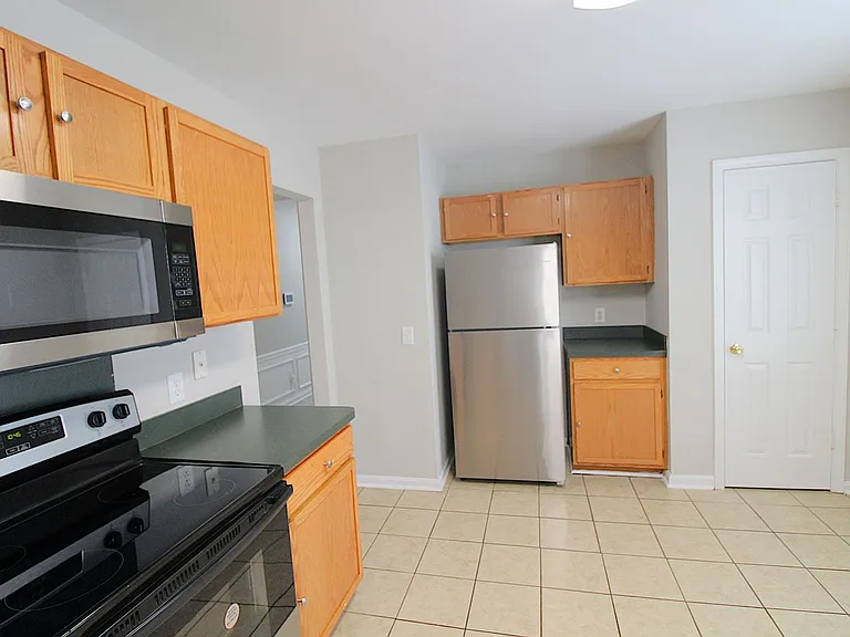 1416 Rumstone Ln — Photo 13