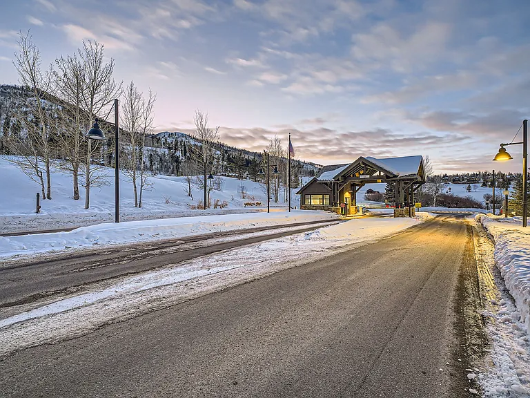286 Webb Peak — Photo 18