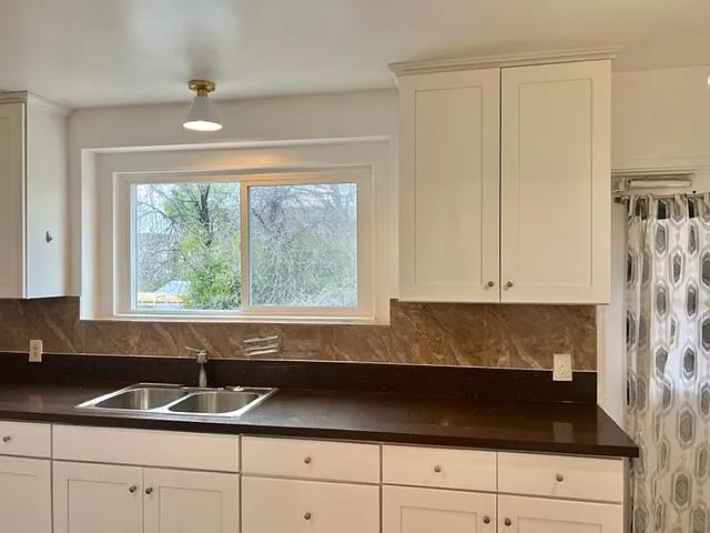 29 N Curtis Ave #D — Photo 14
