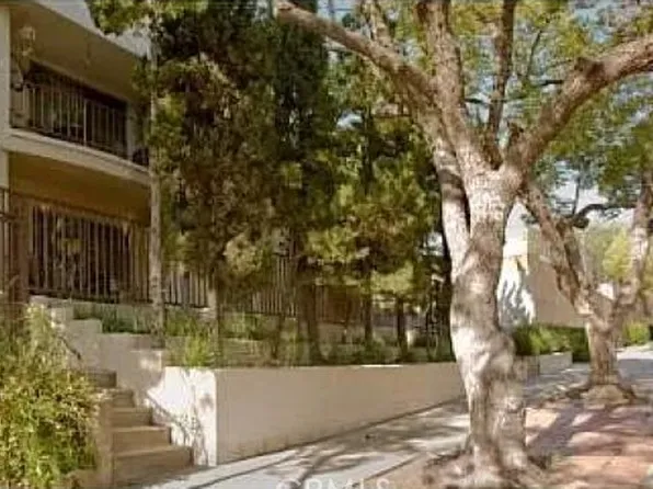 631 E San Jose Ave APT F, Burbank, CA 91501