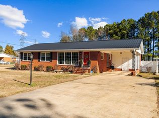 908 Lucas St, Erwin, NC 28339