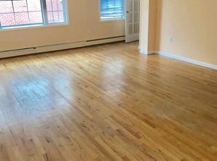 1118 Neilson St, Far Rockaway, NY 11691