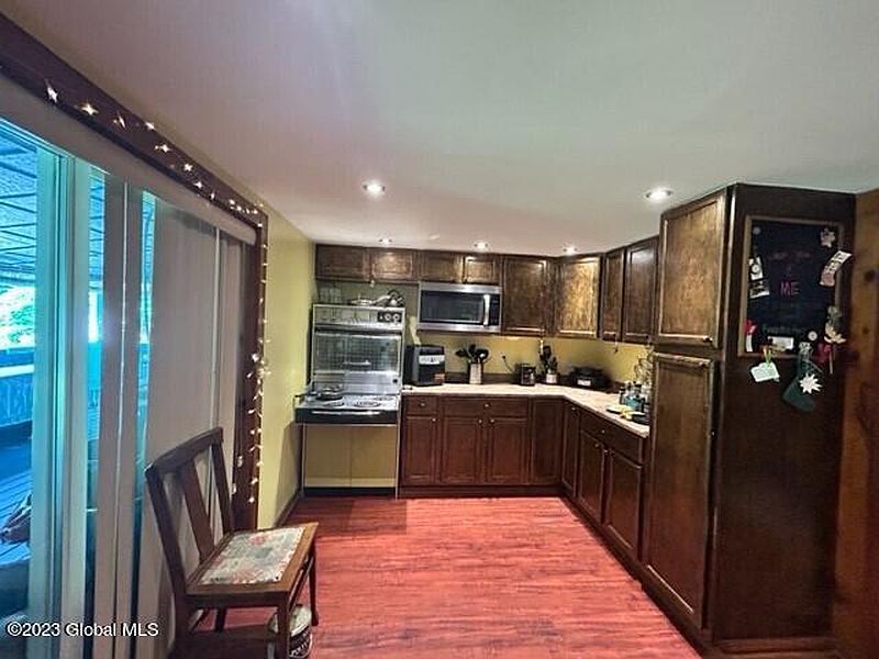 5th image of 59 Powder Mill Road