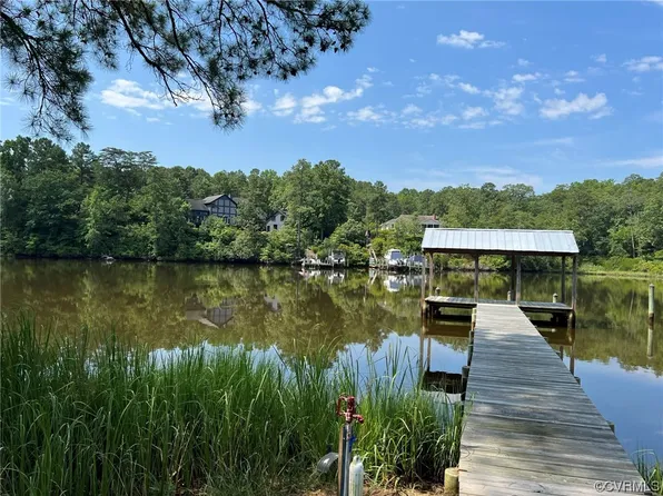 1065 Griffins Landing Rd, Lancaster, VA 22503