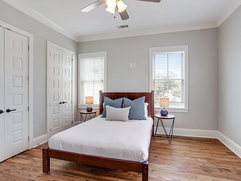 1419 Esplanade Ave — Photo 9