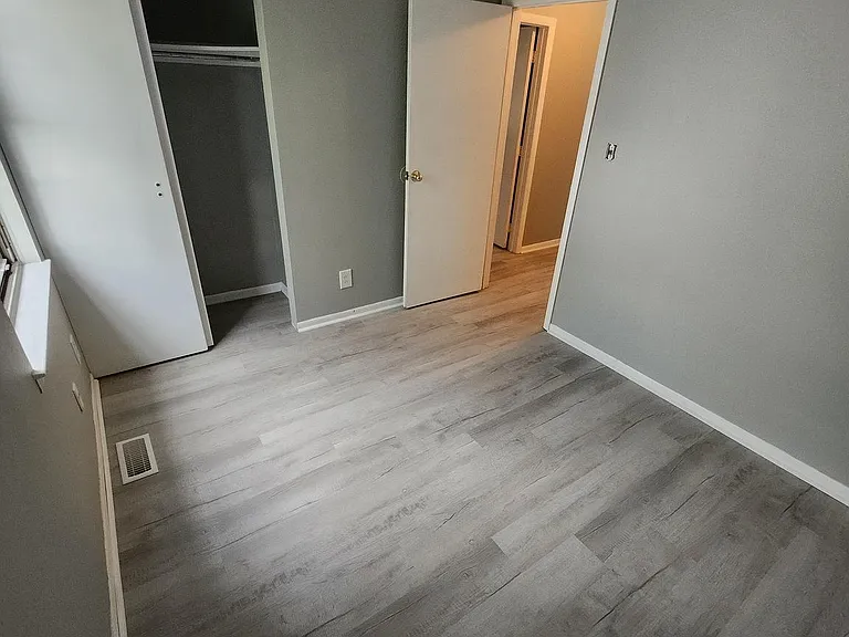 109 Chaucer Rd #B — Photo 23