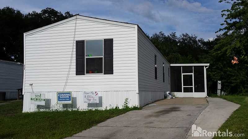 1st image of 420 River Point Dr