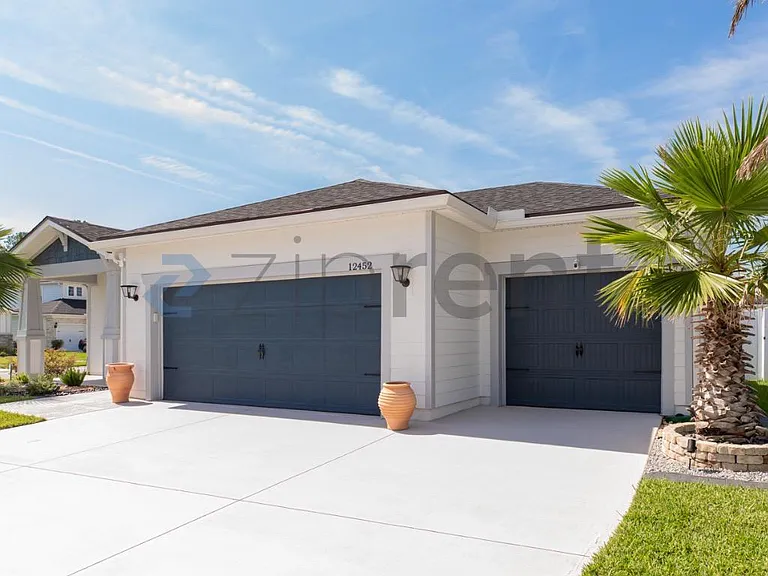 12452 Royal Red Way — Photo 2