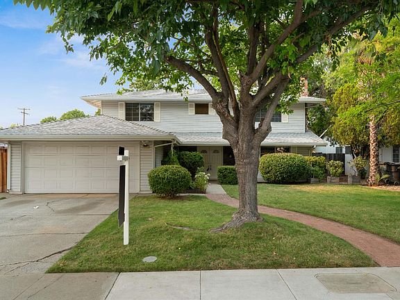 2nd image of 4705 Papaya Dr